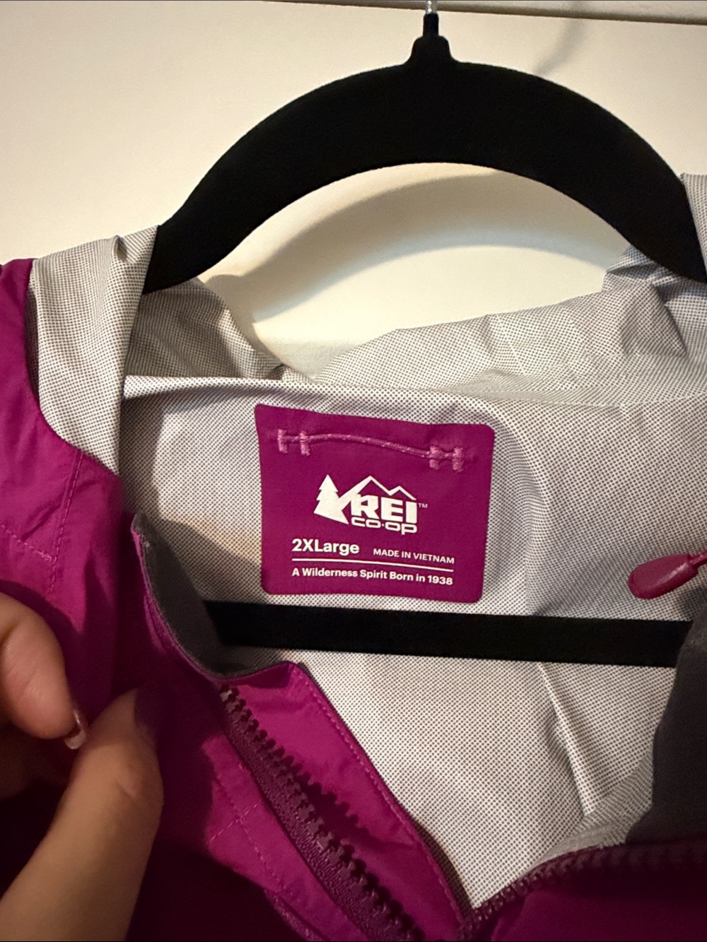 REI Women's Bright Magenta Hooded Rain Jacket - Picture 3 of 4